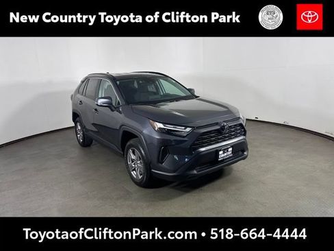 Used 2024 Toyota RAV4 XLE AWD/4WD image 1