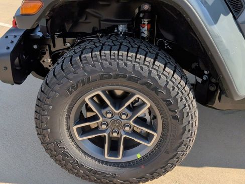 New 2026 Jeep Gladiator Mojave image 52