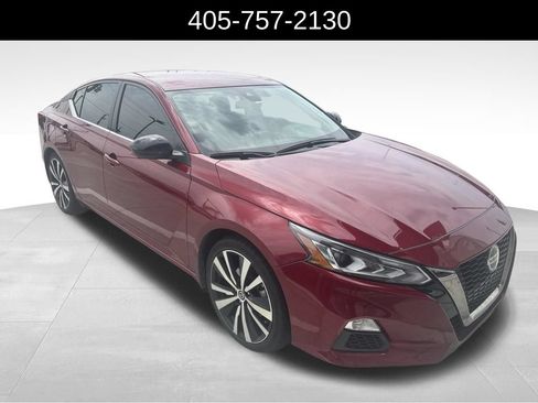 Used 2022 Nissan Altima 2.5 SR FWD image 3