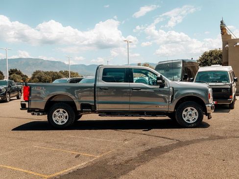 Used 2025 Ford F250 XLT AWD/4WD image 8