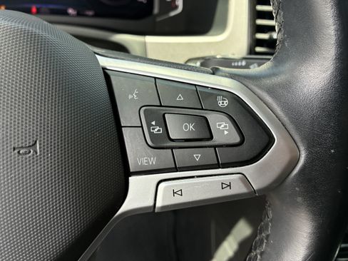 Used 2020 Volkswagen Atlas Cross Sport SEL FWD image 29