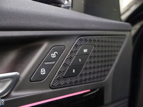 Used 2023 BMW X1 xDrive28i image 14