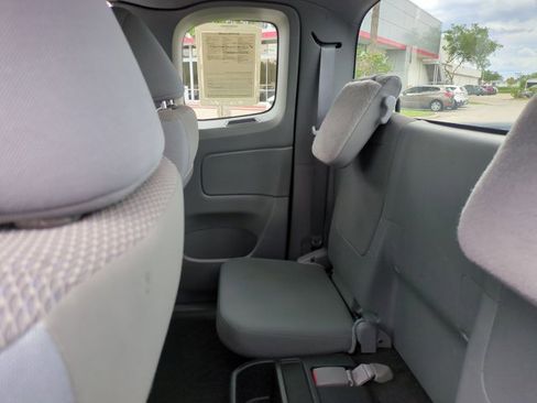 Used 2013 Toyota Tacoma 2WD Access Cab image 16