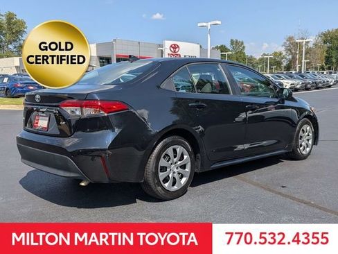 Certified 2023 Toyota Corolla LE FWD image 3