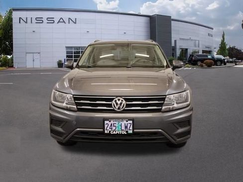 Used 2019 Volkswagen Tiguan SE w/ Panoramic Sunroof Package AWD/4WD image 8