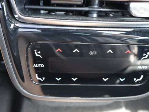 Used 2023 Mercedes-Benz EQS 580 4MATIC Sedan image 18