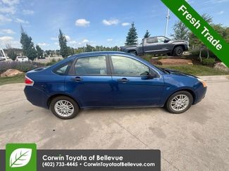 Used 2009 Ford Focus SE FWD video 2
