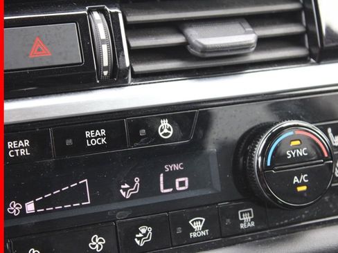 Certified 2023 Nissan Pathfinder Platinum image 46