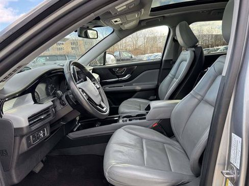 Used 2021 Lincoln Corsair AWD w/ Premium Package image 34