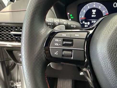 Used 2025 Acura ADX A-Spec image 17