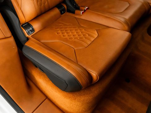 Used 2023 Lamborghini Urus S image 34