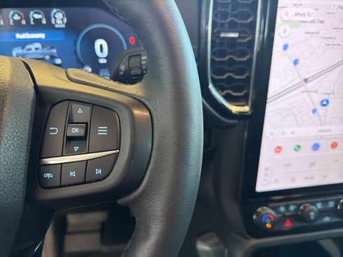 Used 2024 Ford Ranger Lariat w/ FX4 Off-Road Package image 17