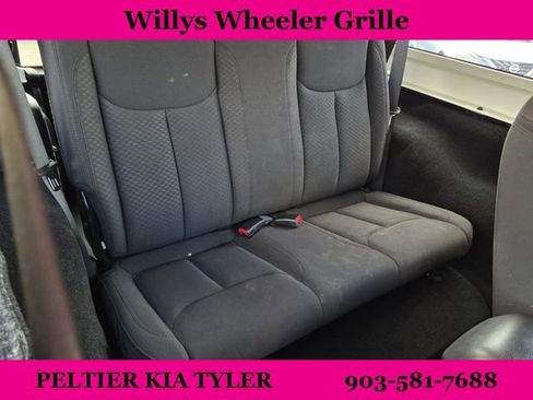 Used 2018 Jeep Wrangler Sport image 19