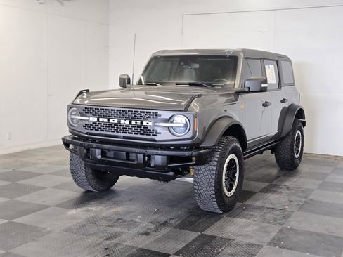 Certified 2024 Ford Bronco Badlands image 4