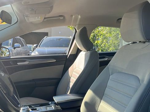 Used 2017 Ford Fusion S image 10