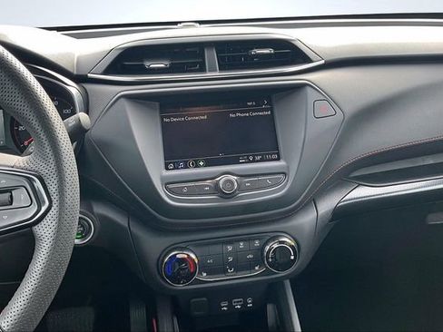 Used 2022 Chevrolet TrailBlazer RS image 9