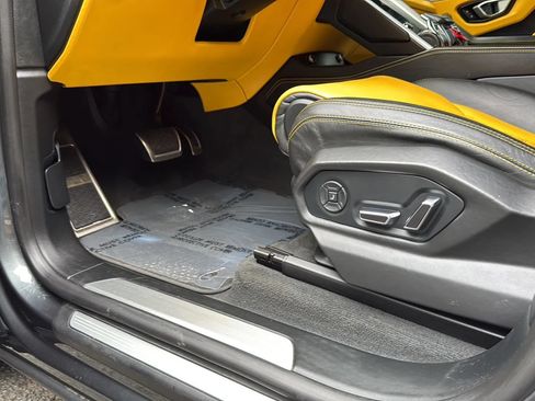 Used 2019 Lamborghini Urus AWD/4WD image 48