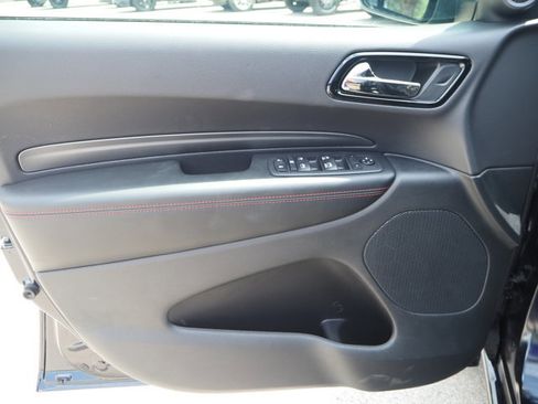 Used 2025 Dodge Durango R/T image 25