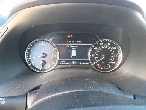 Used 2021 Nissan Armada SV w/ SV Appearance Package image 17