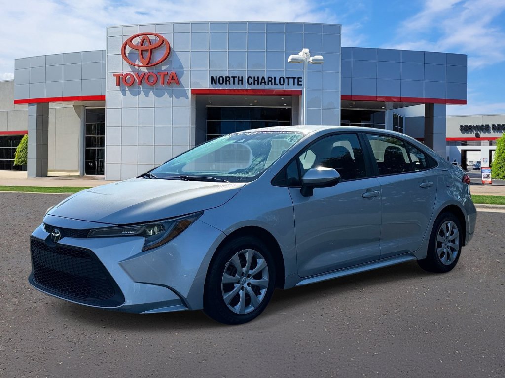 Used 2021 Toyota Corolla LE FWD image 3