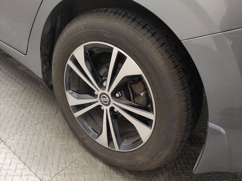 Used 2023 Nissan Sentra SV FWD image 31
