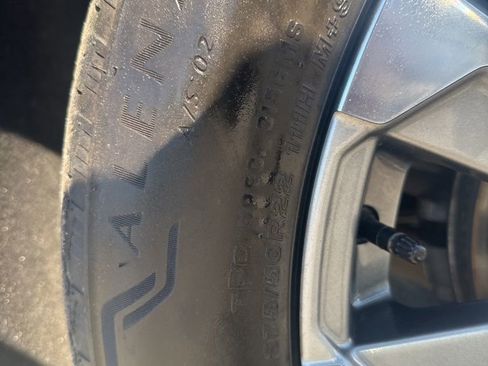 Used 2021 GMC Yukon XL Denali image 42