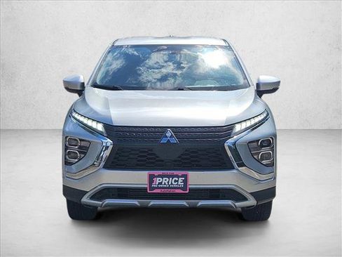Used 2024 Mitsubishi Eclipse Cross SE AWD/4WD image 2