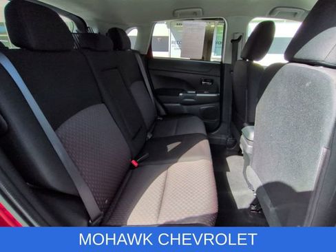 Used 2019 Mitsubishi Outlander Sport ES AWD/4WD image 25