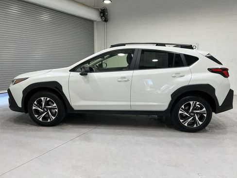 Certified 2025 Subaru Crosstrek 2.0i Premium AWD/4WD image 5