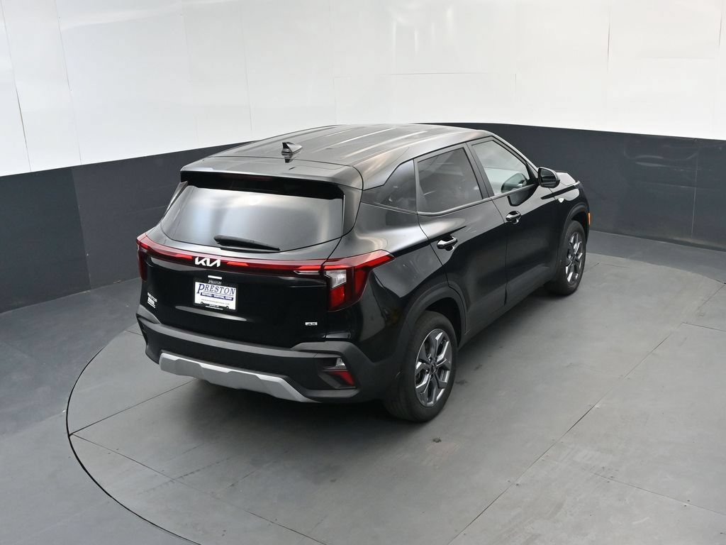 Certified 2024 Kia Seltos LX AWD/4WD image 32