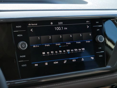 Used 2024 Volkswagen Taos SEL image 22