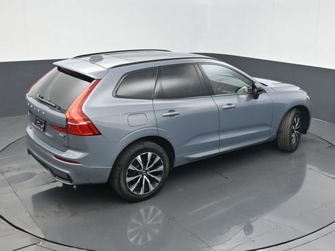Used 2024 Volvo XC60 B5 Plus AWD/4WD image 46