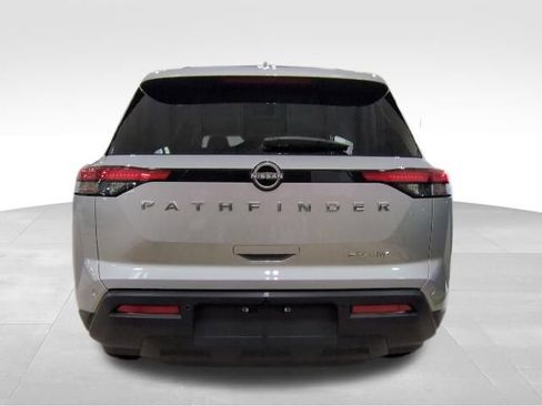 Used 2024 Nissan Pathfinder SV AWD/4WD image 29