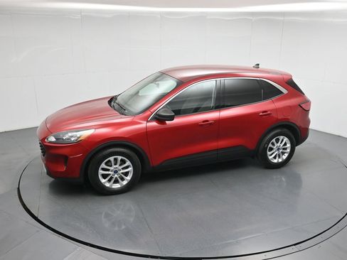 Used 2022 Ford Escape SE image 45