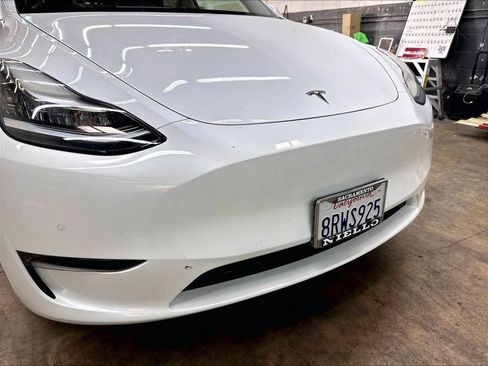 Used 2020 Tesla Model Y Long Range AWD/4WD image 33