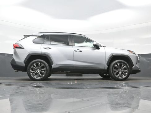 Used 2023 Toyota RAV4 Limited AWD/4WD image 34