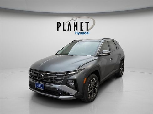 New 2025 Hyundai Tucson Limited image 2