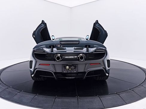 Used 2016 McLaren 675LT Coupe RWD image 31