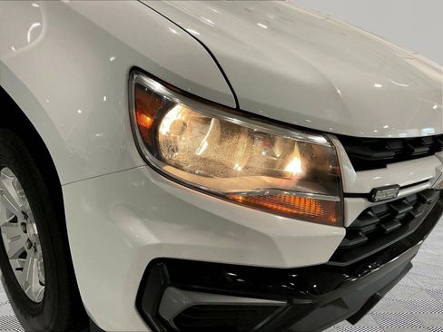 Used 2022 Chevrolet Colorado LT w/ Fleet Safety Package RWD image 31