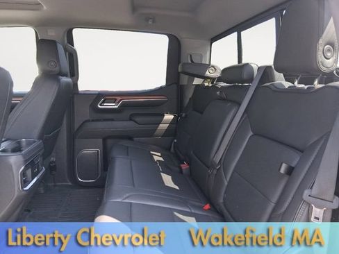 Used 2023 GMC Sierra 1500 Denali w/ Denali Reserve Package AWD/4WD image 12