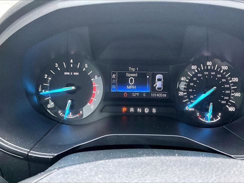 Used 2015 Ford Edge SE image 19