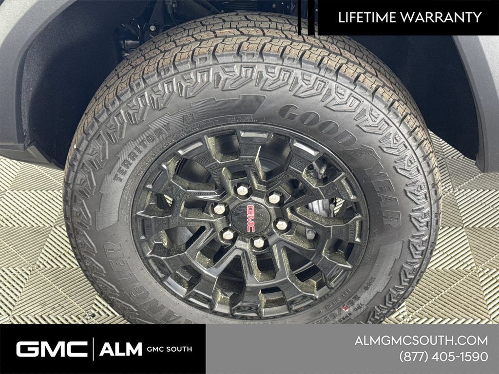 New 2026 GMC Canyon Elevation w/ Convenience Package RWD image 13