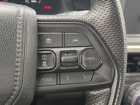 Used 2025 Toyota Tacoma SR image 27