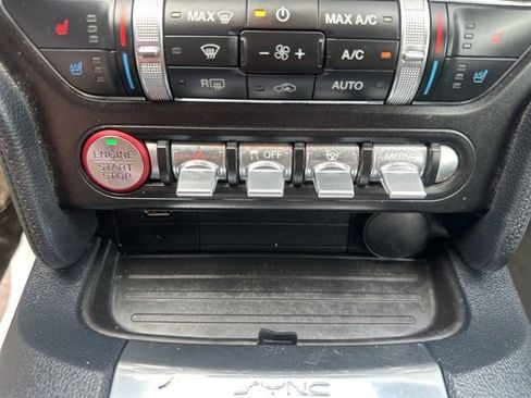 Used 2022 Ford Mustang Premium image 33