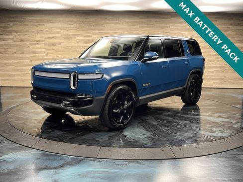 Used 2024 Rivian R1S Adventure image 6