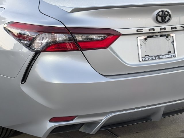 Used 2023 Toyota Camry SE FWD image 8