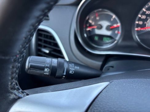 Used 2014 Chrysler 200 Touring w/ Cold Weather Group image 27