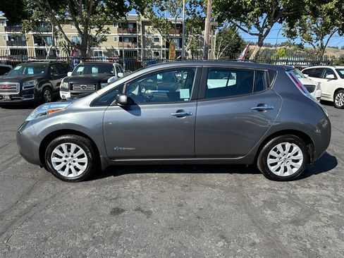 Used 2017 Nissan Leaf S w/ Charge Package FWD image 8
