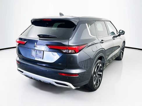 Used 2024 Mitsubishi Outlander SE FWD image 9