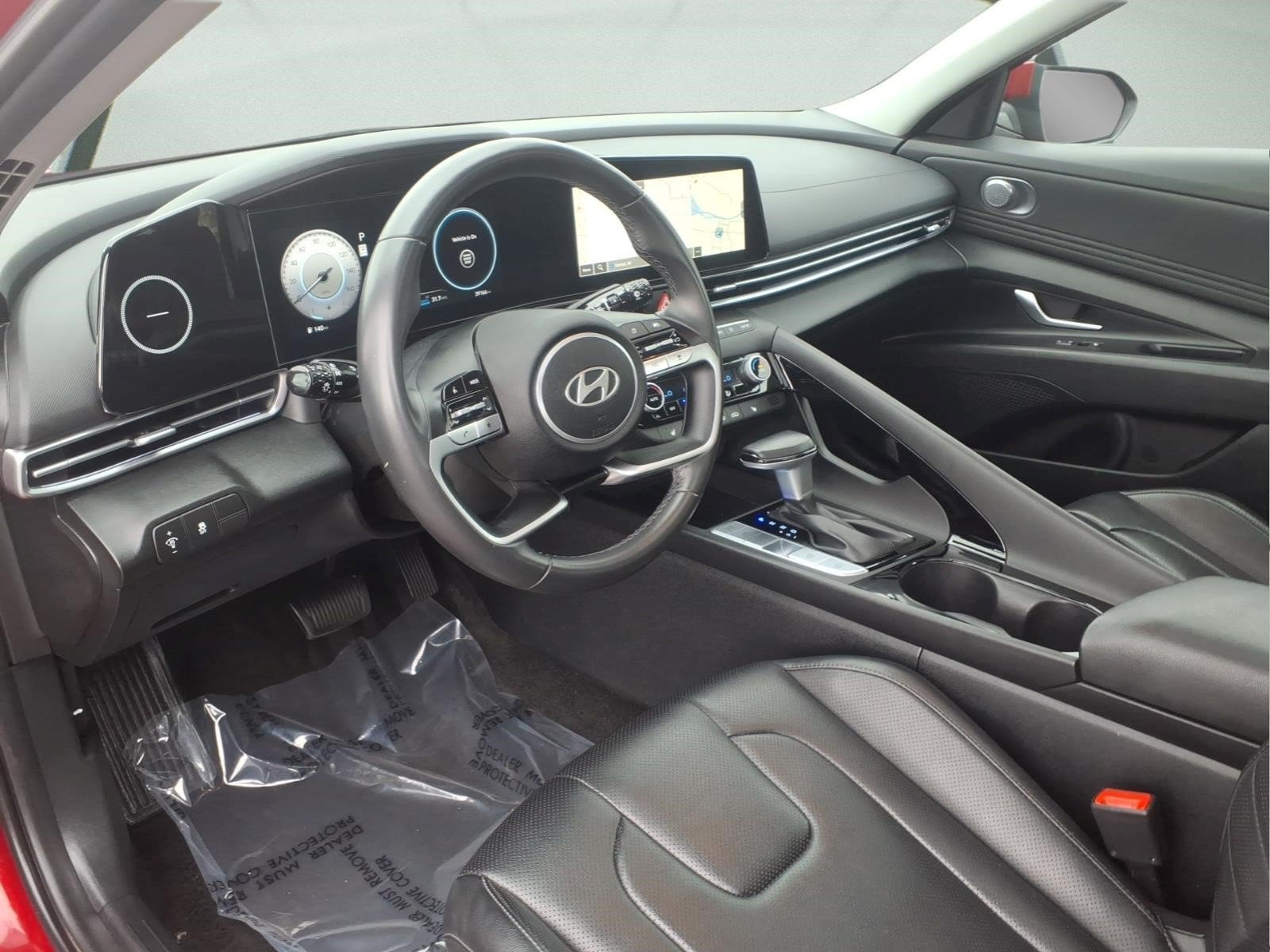 Used 2025 Hyundai Elantra Limited FWD image 7